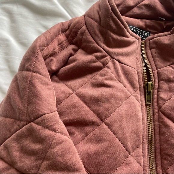 Oversized Quilted Jacket - Picture 2 of 7